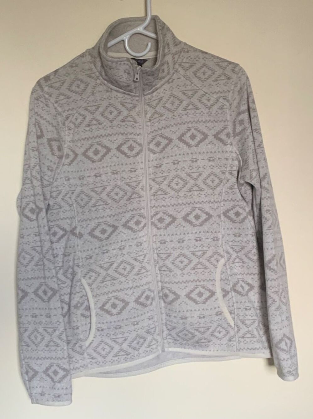 Eddie Bauer Sweater Womens L Full Zip Fleece Aztec Pattern Outdoors Jacket NWOT